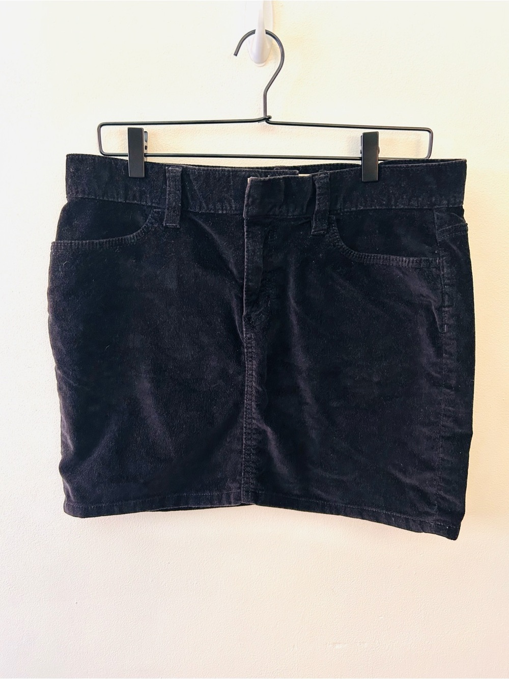 GAP jeans black stretch vintage velvet skirt size 10